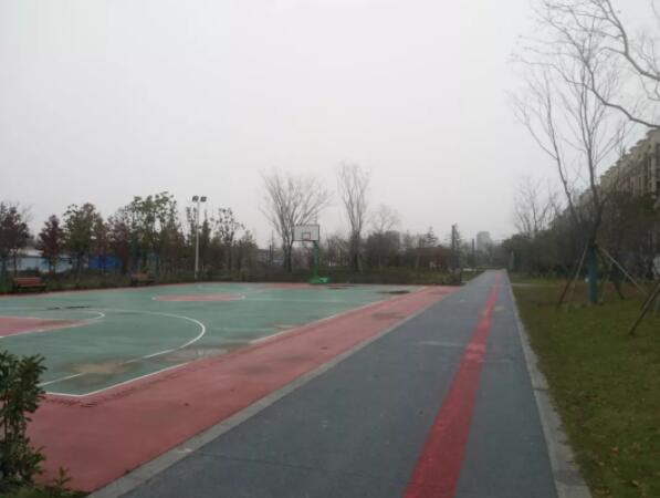如泰運河北側(cè)（文江橋-張陳村）健身步道、籃球場