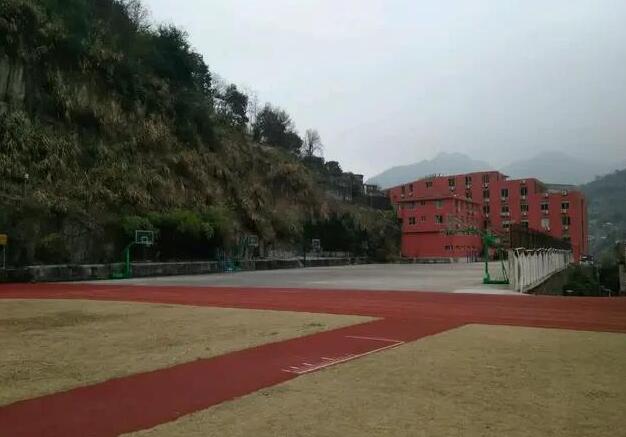中小學(xué)的操場